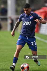 Diego Romero, de Nacional. Torneo Clausura. Estadio Parque Federico Saroldi.