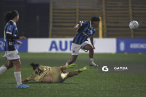 Ilana Guedes, de Liverpool. Campeonato Uruguayo de Fútbol Femenino. Estadio José Pedro Damiani.