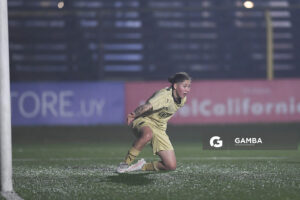 Érika Vidiella, de Peñarol. Campeonato Uruguayo de Fútbol Femenino. Estadio José Pedro Damiani.