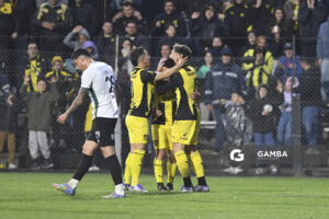 Ignacio Sosa, de Peñarol. Torneo Clausura. Estadio Parque Alfredo V. Viera.