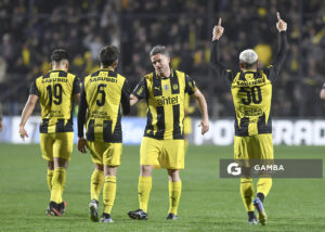 Diego García, de Peñarol. Torneo Clausura. Estadio Parque Alfredo V. Viera.