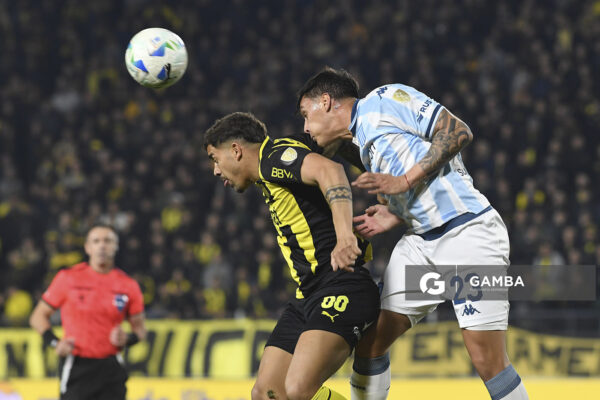 David Terans, de Peñarol. Copa Conmebol Libertadores. Estadio Campeón del Siglo.