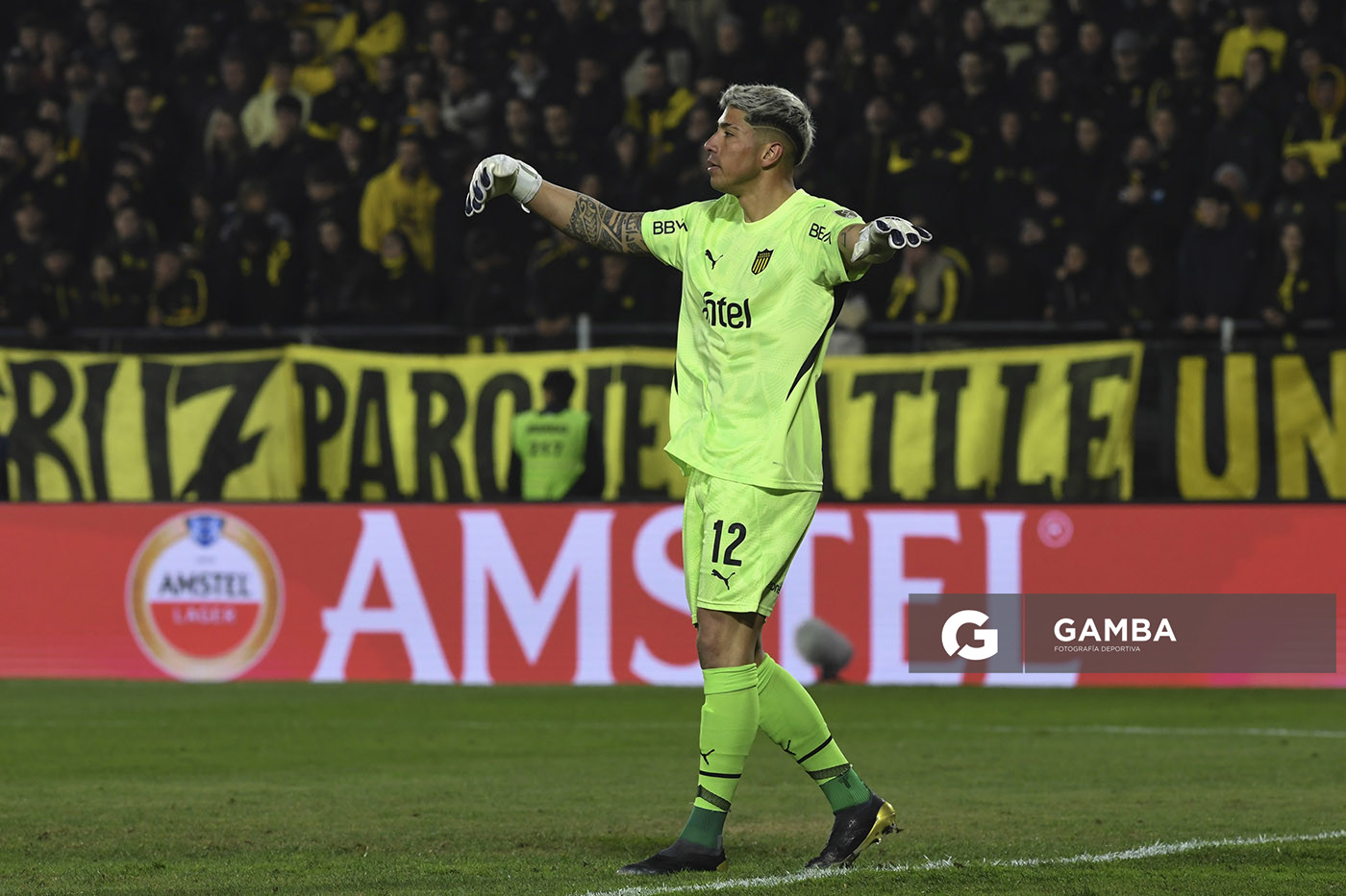 Brayan Cortés, golero de Peñarol. Copa Conmebol Libertadores. Estadio Campeón del Siglo.