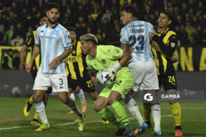 Brayan Cortés, golero de Peñarol. Copa Conmebol Libertadores. Estadio Campeón del Siglo.