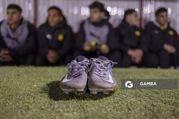 Banco de suplentes de Peñarol. Torneo Clausura. Estadio Campeones Olímpicos.