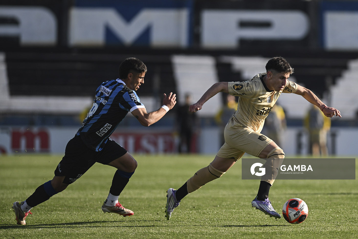 Ignacio Sosa, de Peñarol. Torneo Clausura. Estadio Belvedere.