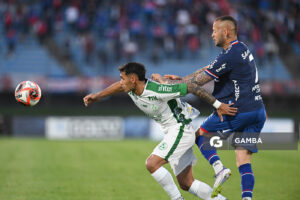 Hebert Vergara, de Plaza Colonia. Torneo Clausura. Estadio Centenario.