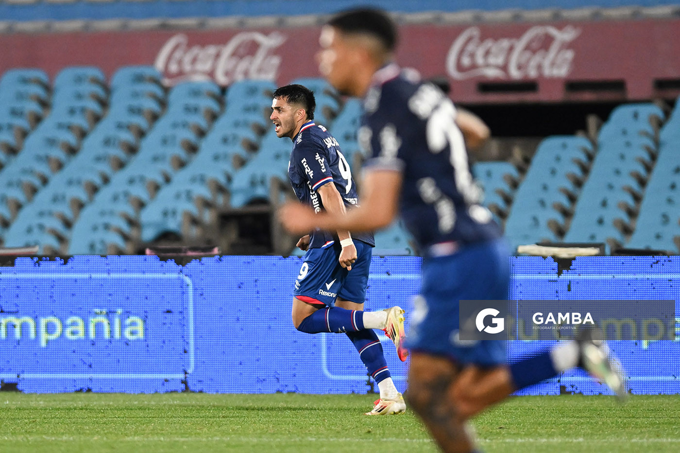 Maximiliano Gómez, de Nacional. Torneo Clausura. Estadio Centenario.