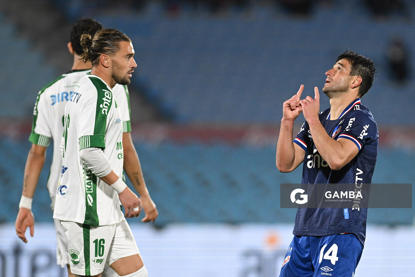 Nicolás Lodeiro, de Nacional. Torneo Clausura. Estadio Centenario.
