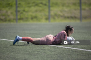 Florencia Porley, golera, de Liverpool. Campeonato Uruguayo de Fútbol Femenino. Ciudad Deportiva Los Céspedes.