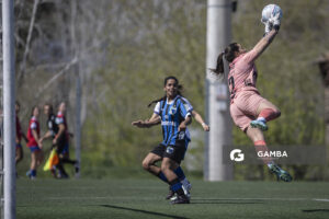 Florencia Porley, golera, de Liverpool. Campeonato Uruguayo de Fútbol Femenino. Ciudad Deportiva Los Céspedes.