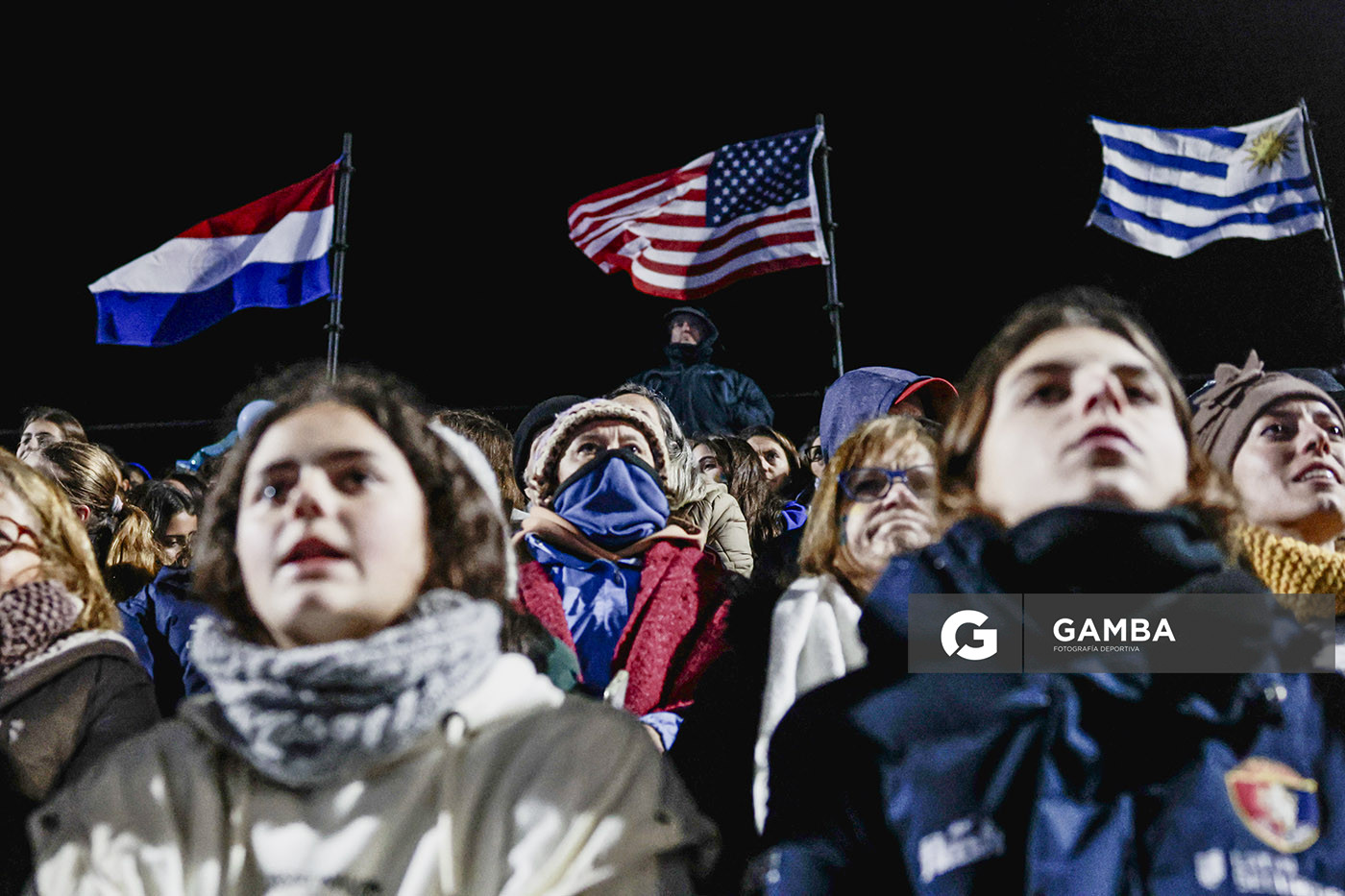 Hinchas de Uruguay. Copa Panamericana de Hockey. Cancha Celeste.