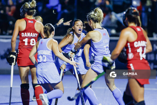 Sol Amadeo, de Uruguay. Copa Panamericana de Hockey. Cancha Celeste.