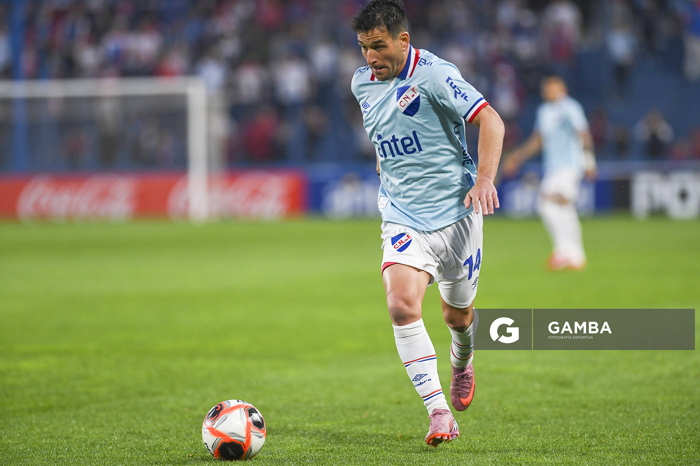 Nicolás Lodeiro, de Nacional. Torneo Clausura. Estadio Gran Parque Central.