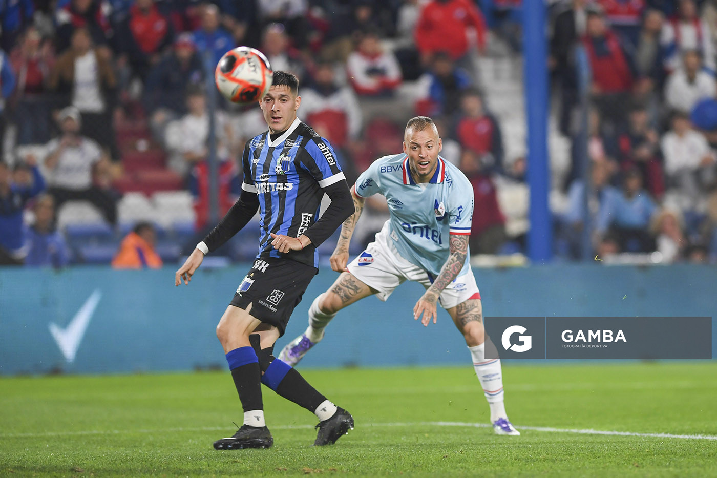 Nicolás López, de Nacional. Torneo Clausura. Estadio Gran Parque Central.