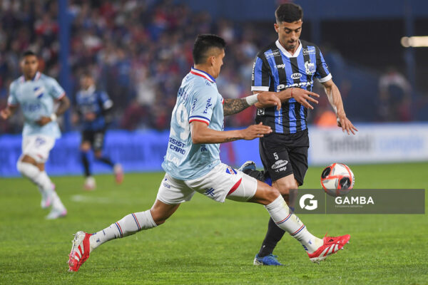 Franco Catarozzi, de Liverpool. Torneo Clausura. Estadio Gran Parque Central.