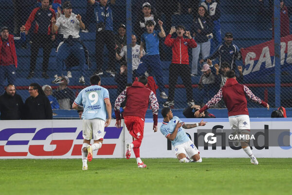Juan Cruz de los Santos, de Nacional. Torneo Clausura. Estadio Gran Parque Central.