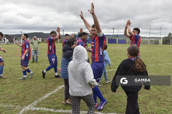 Plantel de Lito. Campeonato Minuano. Complejo Deportivo de Sportivo Minas.