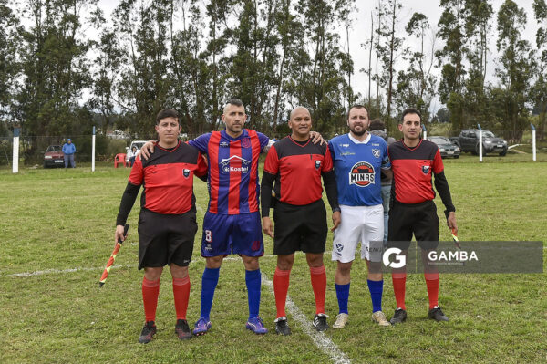 Rúben Abreu, árbitro central. Campeonato Minuano. Complejo Deportivo de Sportivo Minas.