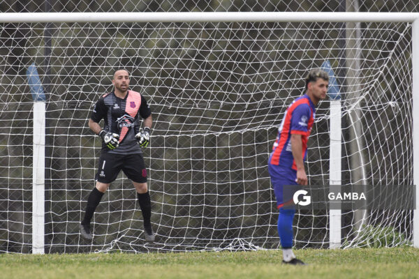 Axel Russo, golero de Lito. Campeonato Minuano. Complejo Deportivo de Sportivo Minas.