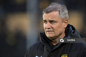 Diego Aguirre, director técnico de Peñarol. Torneo Clausura. Estadio Campeón del Siglo.