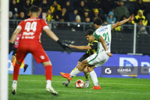 Matías Arezo, de Peñarol. Torneo Clausura. Estadio Campeón del Siglo.