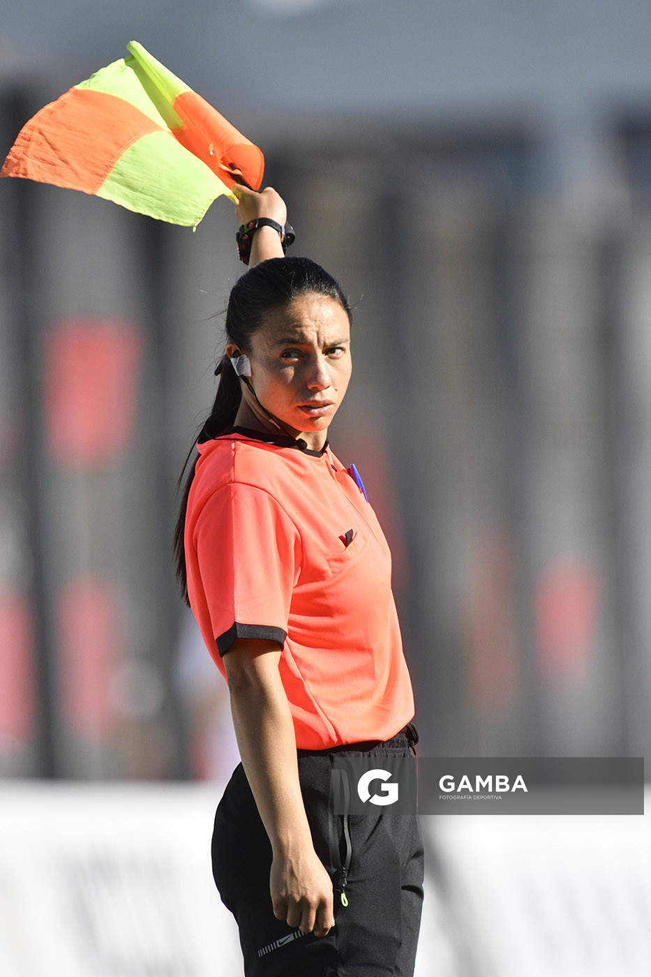 Lorena Machiavello, segunda árbitra asistente, 23ª Copa Nacional de Fútbol Femenino. Estadio Parque Artigas.