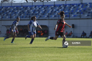 Natalia Arbelo, de Litoral. 23ª Copa Nacional de Fútbol Femenino. Estadio Parque Artigas.