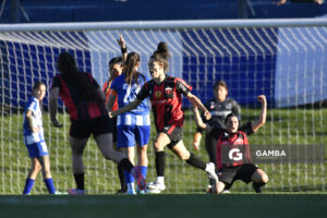 Natalia Arbelo, de Litoral, 23ª Copa Nacional de Fútbol Femenino. Estadio Parque Artigas.