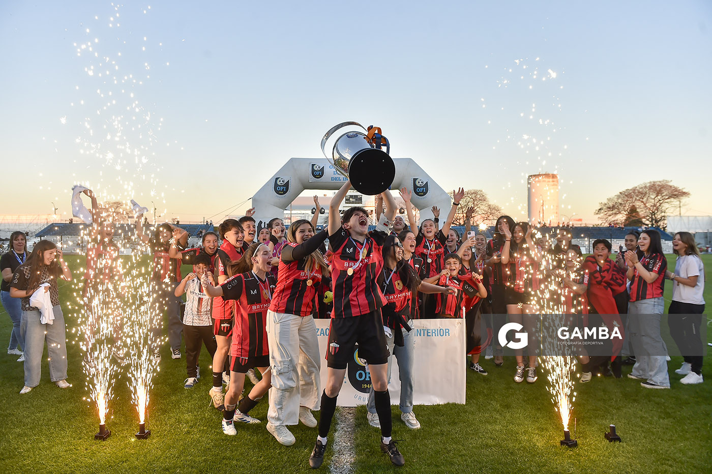 Litoral Campeón de la 23ª Copa Nacional de Fútbol Femenino. Estadio Parque Artigas.