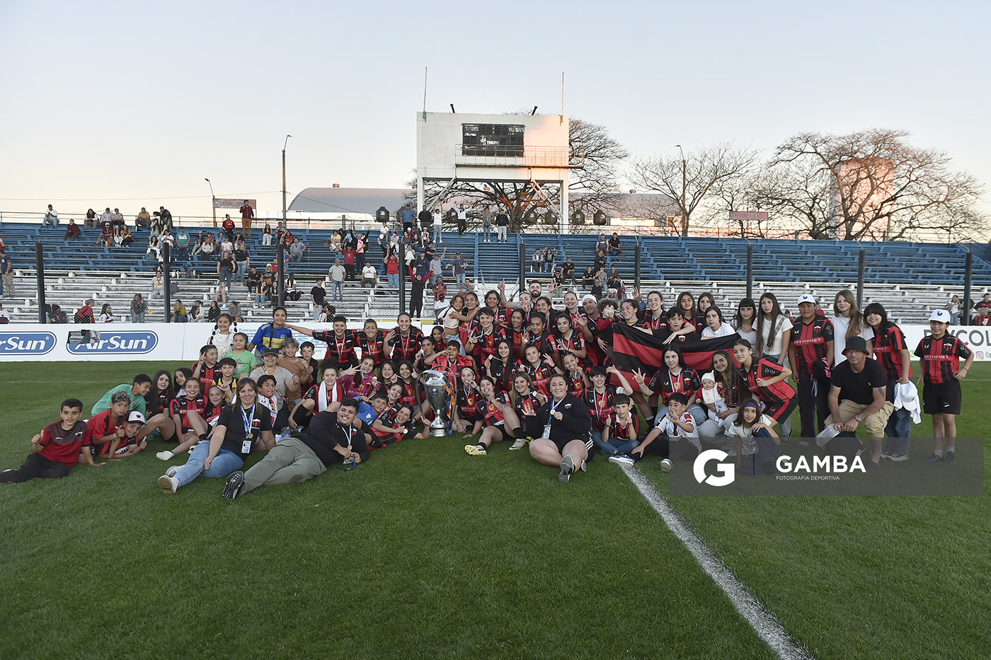 Litoral Campeón de la 23ª Copa Nacional de Fútbol Femenino. Estadio Parque Artigas.