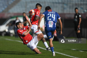 Nicolás Lodeiro, de Nacional, Torneo Clausura. Estadio Centenario.
