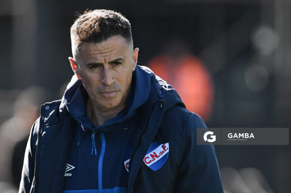 Pablo Peirano, director técnico de Nacional, Torneo Clausura. Estadio Centenario.