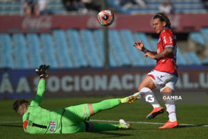 Luciano Boggio, de Nacional, Torneo Clausura. Estadio Centenario.