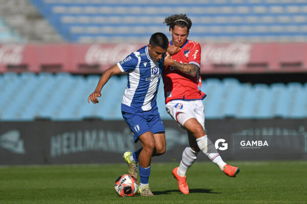 Ramiro Peralta, de Juventud, Torneo Clausura. Estadio Centenario.
