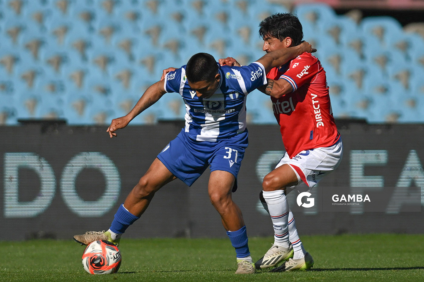 Ramiro Peralta, de Juventud, Torneo Clausura. Estadio Centenario.