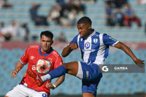 Nahuel Gómez, de Juventud, Torneo Clausura. Estadio Centenario.