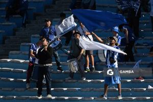 Hinchas de Juventud. Torneo Clausura. Estadio Centenario.