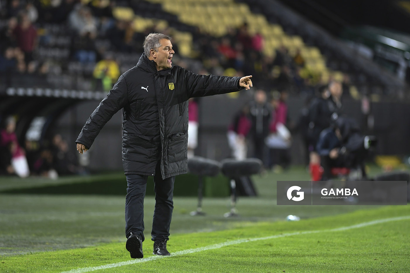Diego Aguirre, director técnico de Peñarol, Torneo Clausura. Estadio Campeón del Siglo.