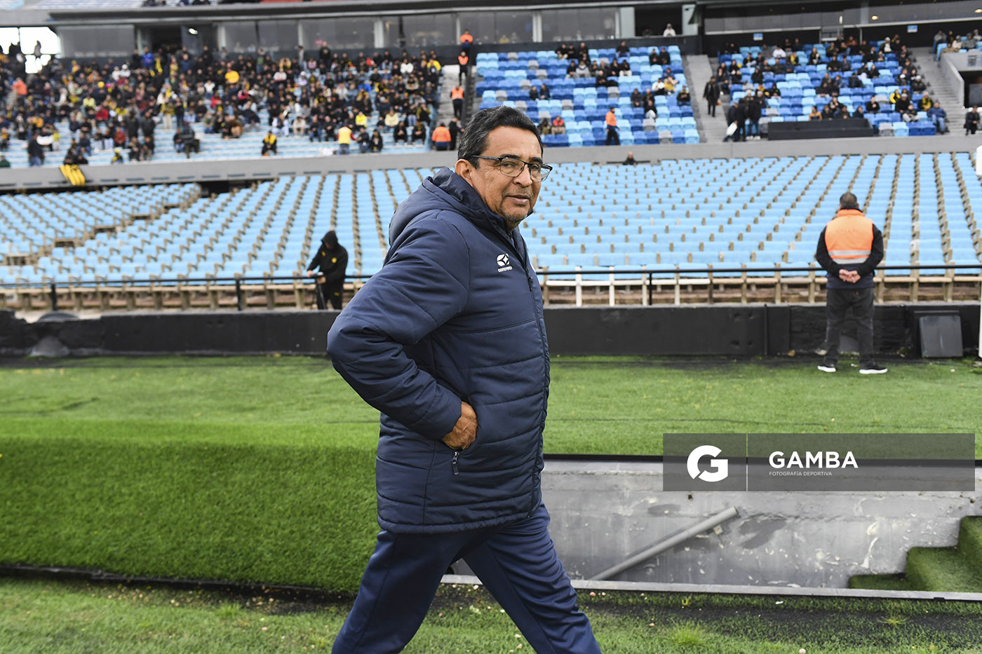 Danielo Núñez, director técnico de Cerro Largo, Torneo Clausura. Estadio Centenario.