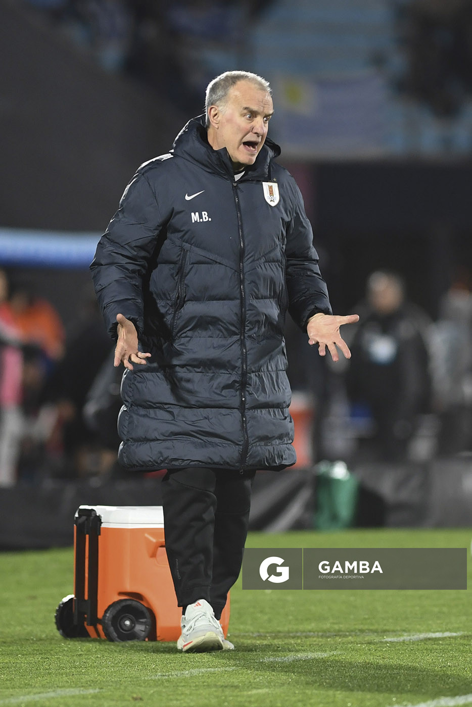 Marcelo Bielsa, director técnico de Uruguay, Eliminatorias sudamericanas. Estadio Centenario.