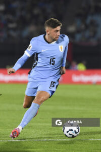 Federico Valverde, de Uruguay, Eliminatorias sudamericanas. Estadio Centenario.
