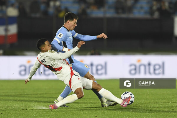 Facundo Pellistri, de Uruguay, Eliminatorias sudamericanas. Estadio Centenario.
