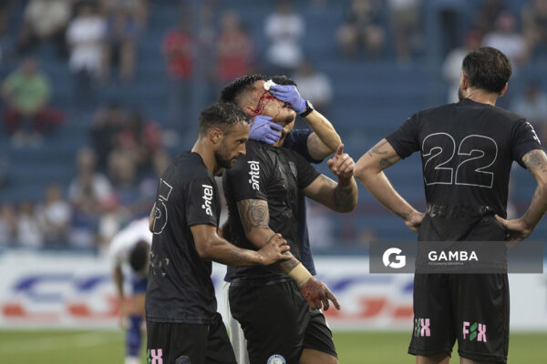 Mauro Brasil, de Cerro Largo. Torneo Clausura. Estadio Gran Parque Central.