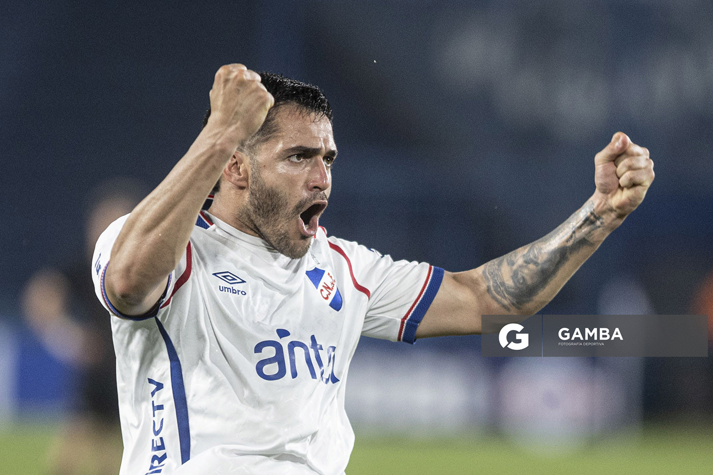 Maximiliano Gómez, de Nacional, Torneo Clausura. Estadio Gran Parque Central.