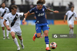 Luciano Boggio, de Nacional, Torneo Clausura. Estadio María Mincheff de Lazaroff.