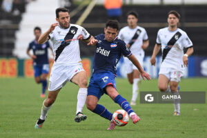 Nicolás Lodeiro, de Nacional, Torneo Clausura. Estadio María Mincheff de Lazaroff.