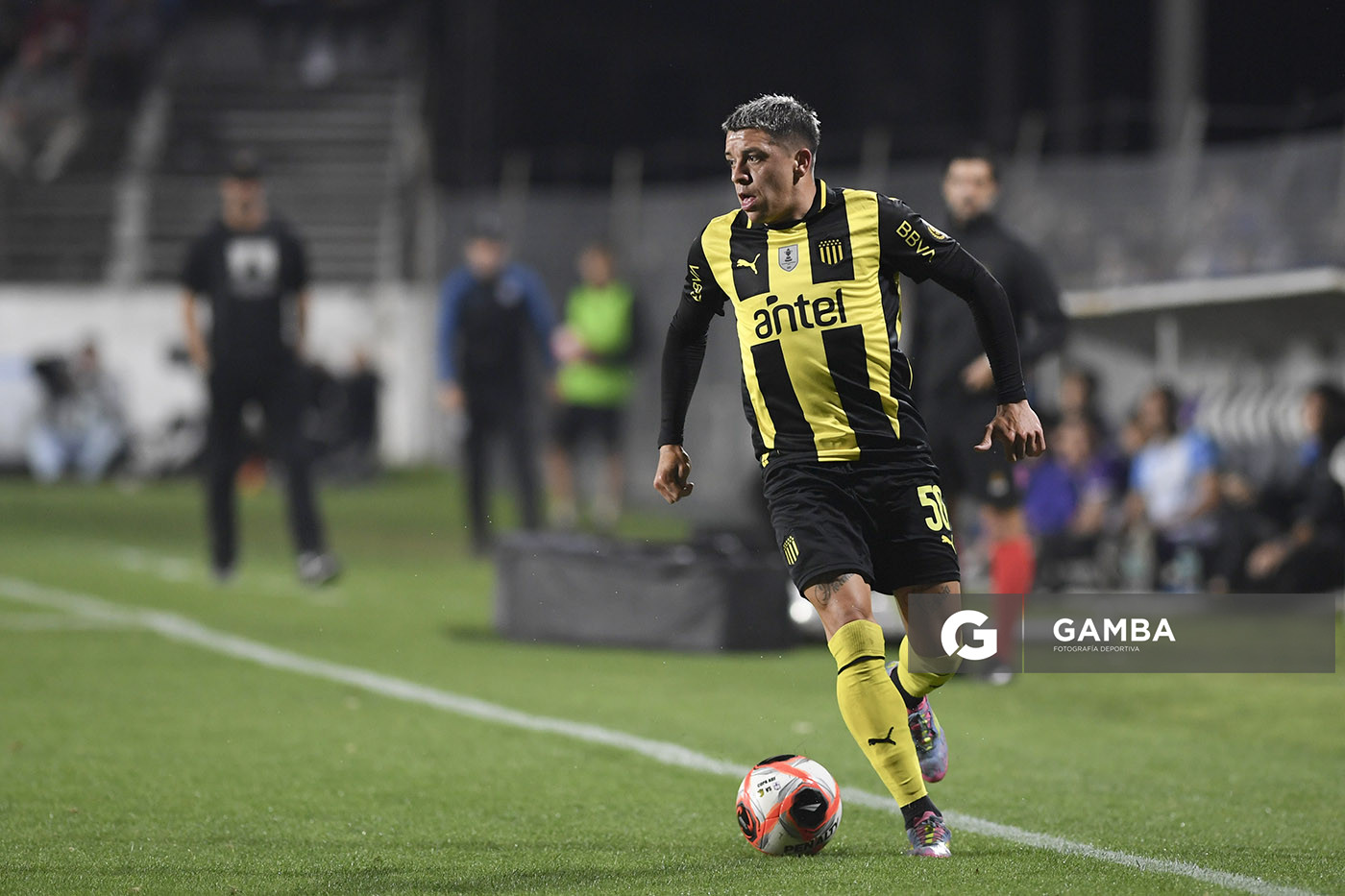 Diego García, de Peñarol, Copa AUF Uruguay. Estadio Parque Alfredo V. Viera.