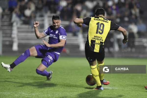 Matías Arezo, de Peñarol, Copa AUF Uruguay. Estadio Parque Alfredo V. Viera.