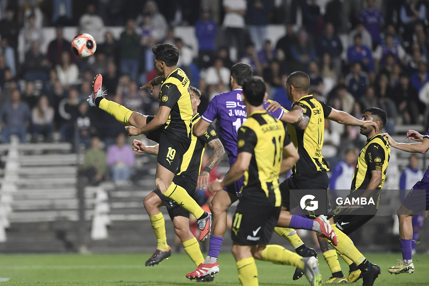 Matías Arezo, de Peñarol, Copa AUF Uruguay. Estadio Parque Alfredo V. Viera.